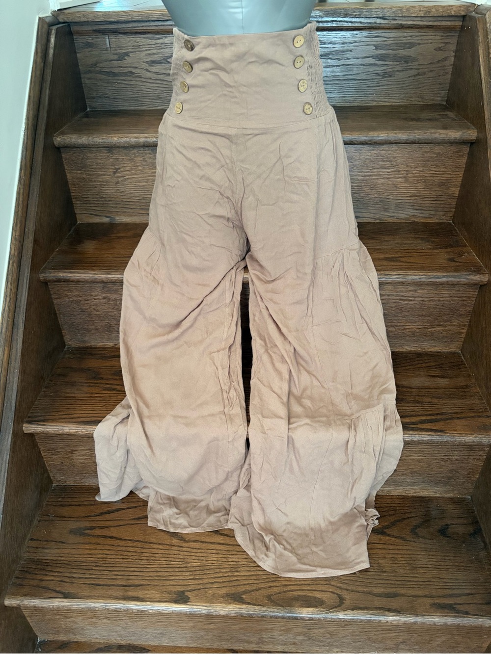 High-Waist Wide-Leg Button Panel Pants in Taupe